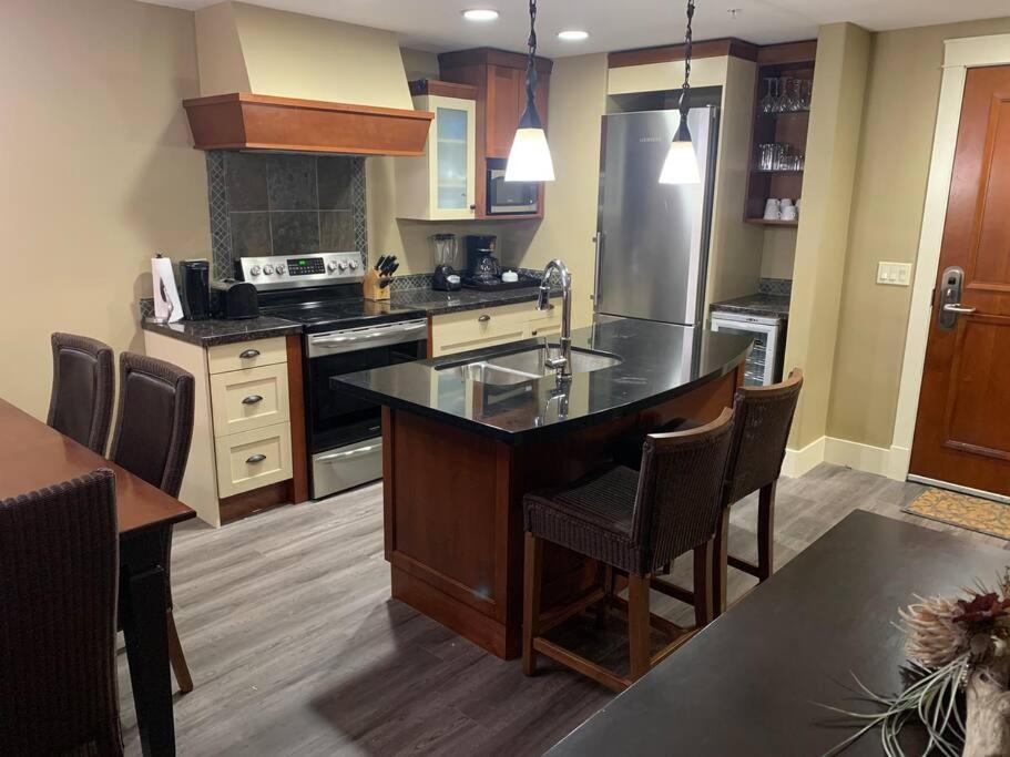 Gracie's Place Apartment